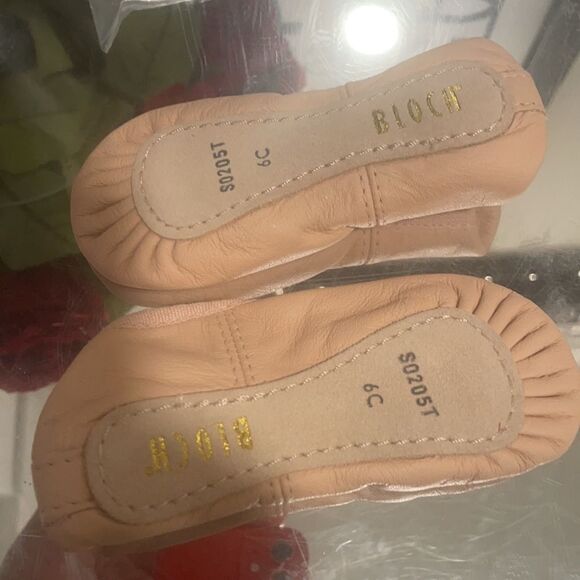 NWOT TODDLER Bloch Kids Dansoft Split Sole - Picture 3 of 5